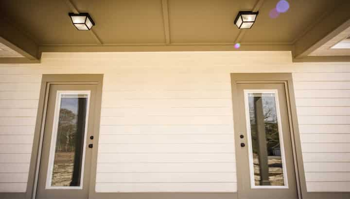 hardie-plank-siding-installation-min-min in Kirkland